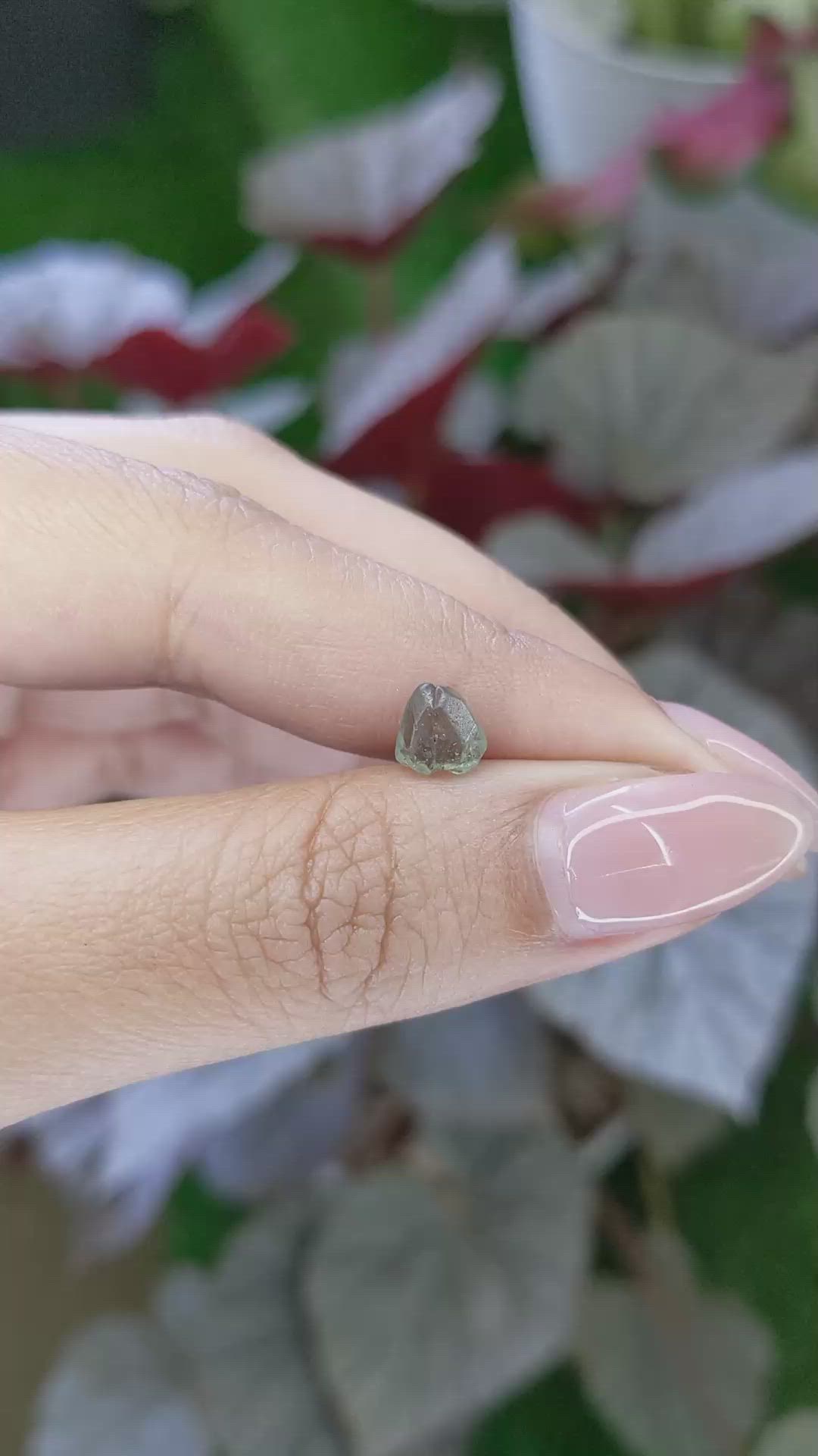 1.26 Ct. Alexandrite from Ceylon (Sri Lanka) Size Video