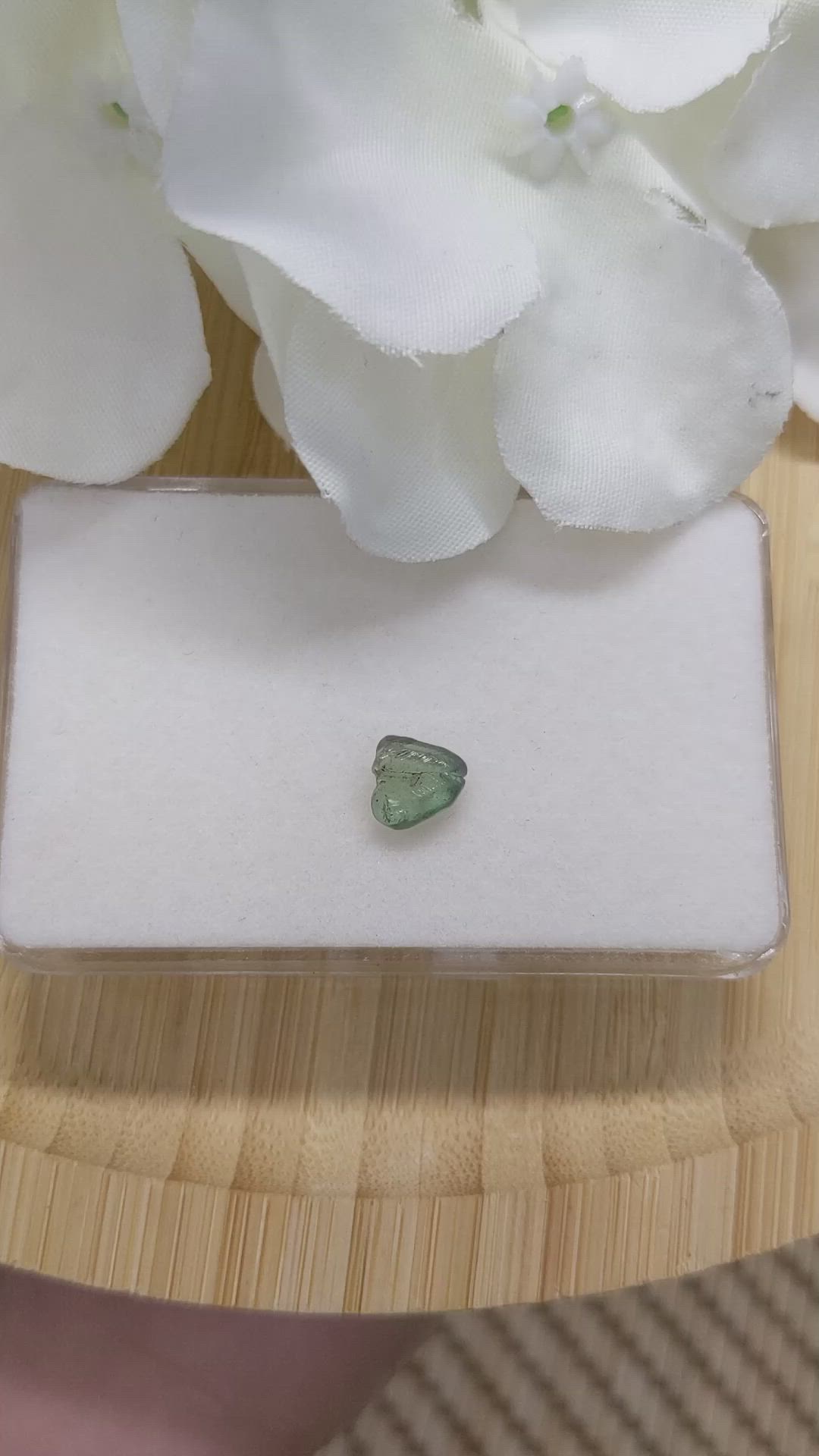 1.26 Ct. Alexandrite from Ceylon (Sri Lanka) Size Video