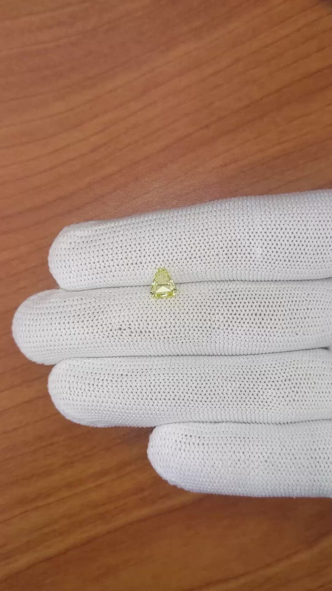 0.99 Ct. Yellow Chrysoberyl from Ceylon (Sri Lanka) Size Video