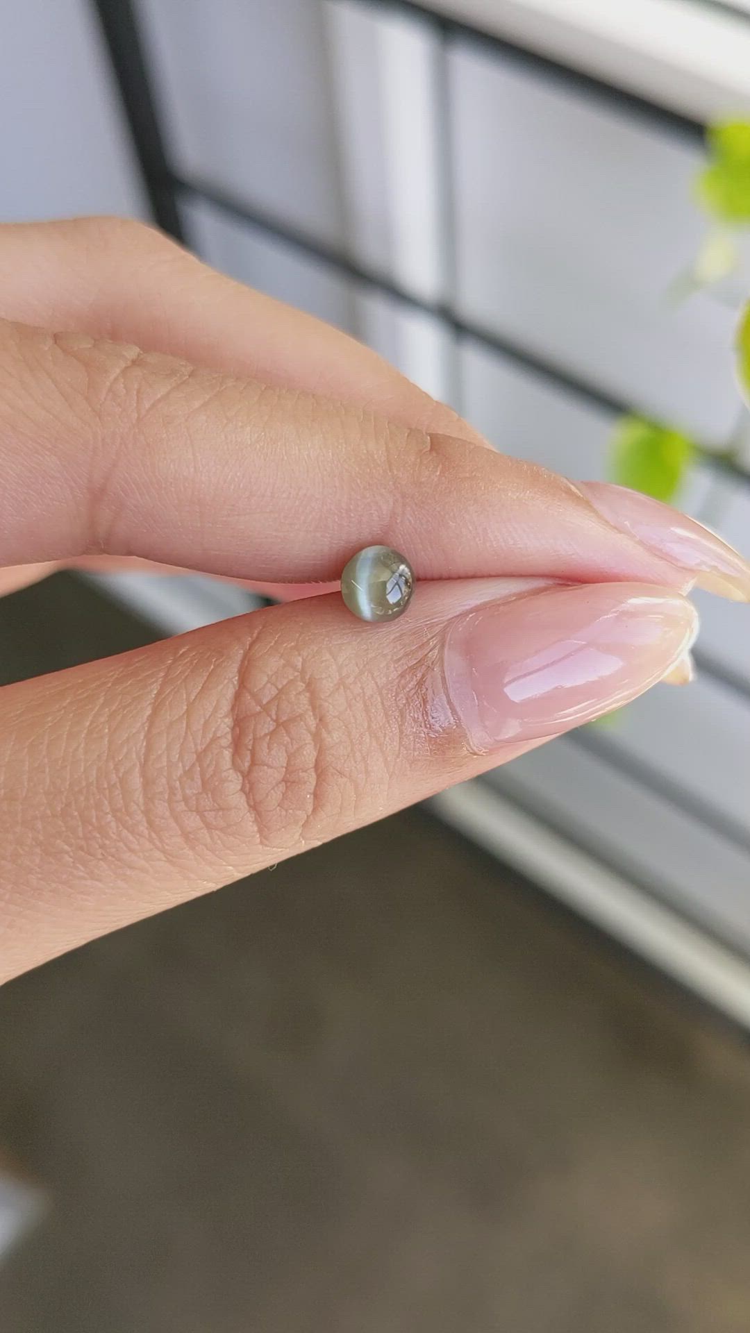 1.08 Ct. Cabochon Alexandrite from Ceylon (Sri Lanka) Size Video
