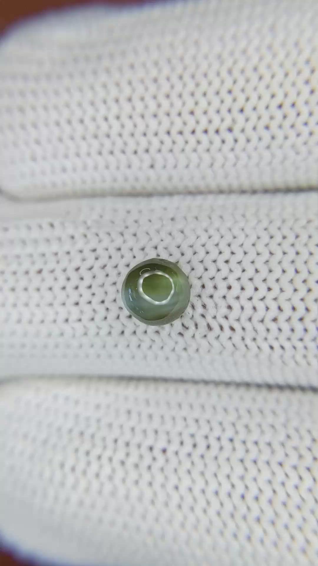1.08 Ct. Cabochon Alexandrite from Ceylon (Sri Lanka) Size Video