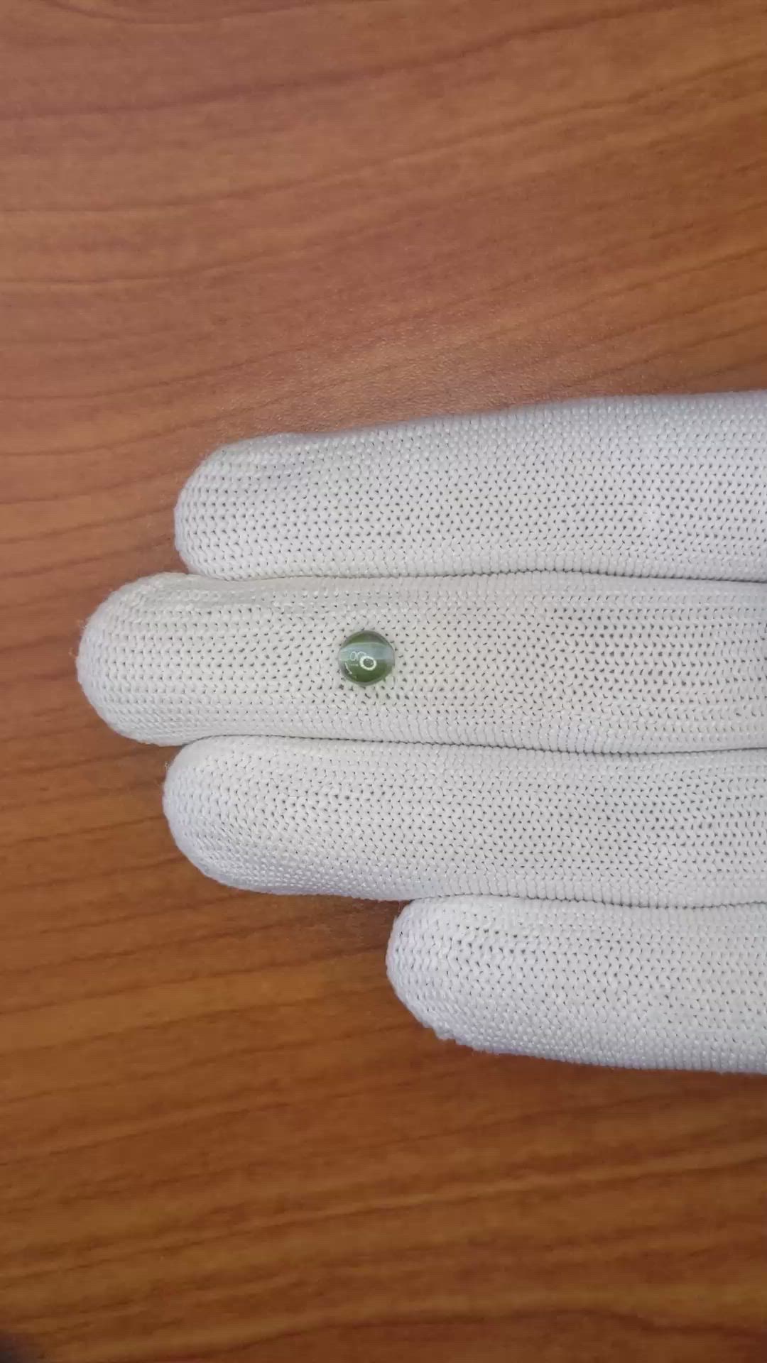 1.08 Ct. Cabochon Alexandrite from Ceylon (Sri Lanka) Size Video