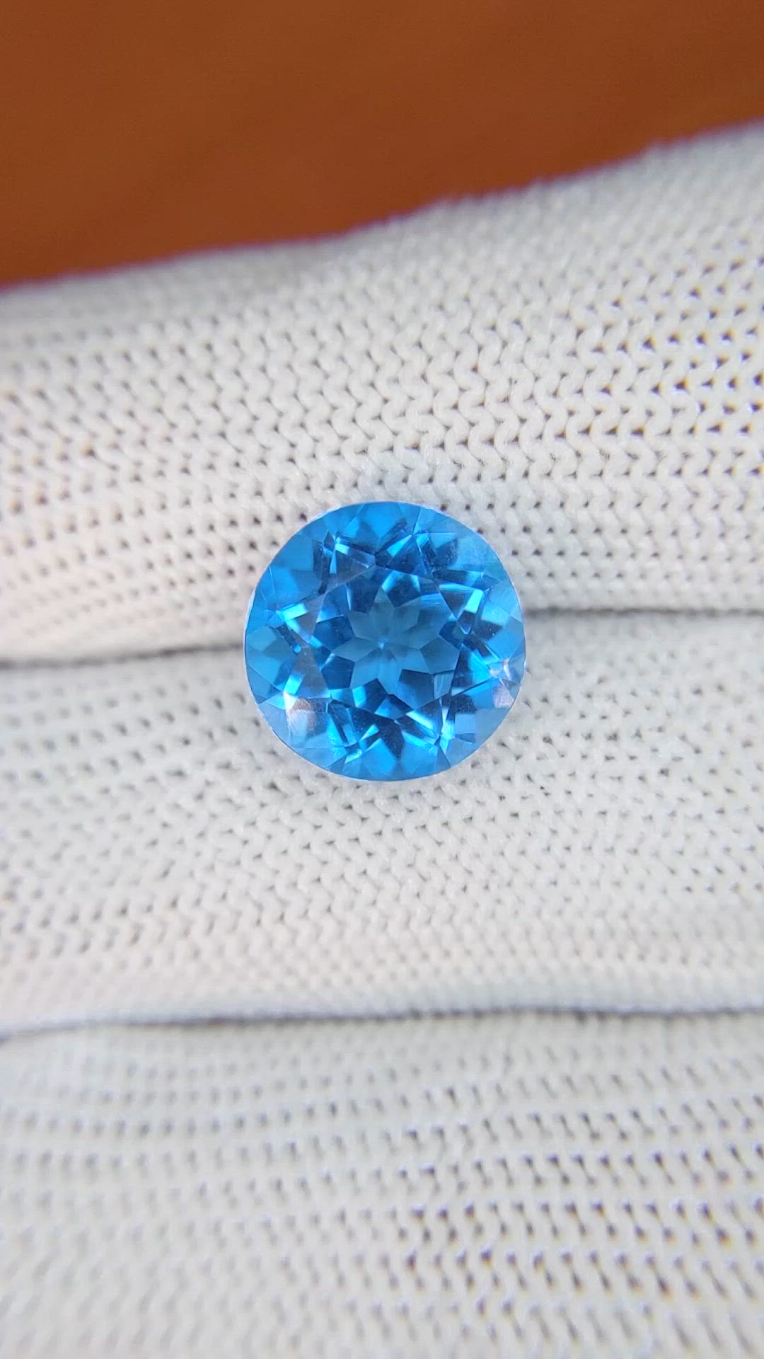 6.16 Ct. Swiss Blue Topaz from Ceylon (Sri Lanka) Size Video