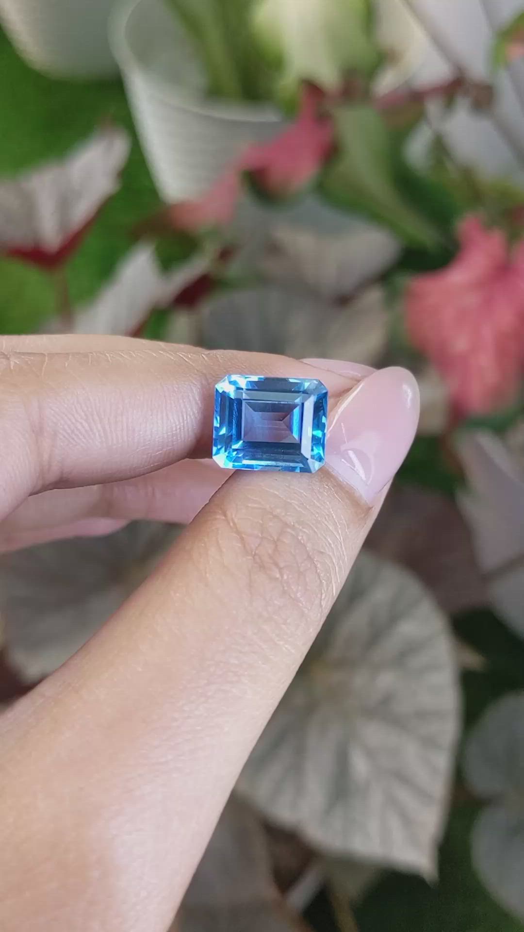 8.22 Ct. Swiss Blue Topaz from Ceylon (Sri Lanka) Size Video
