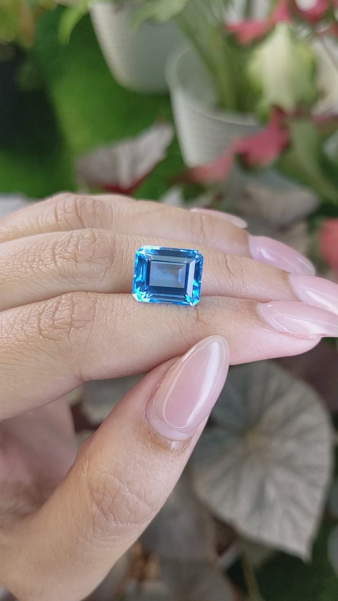 8.22 Ct. Swiss Blue Topaz from Ceylon (Sri Lanka) Size Video