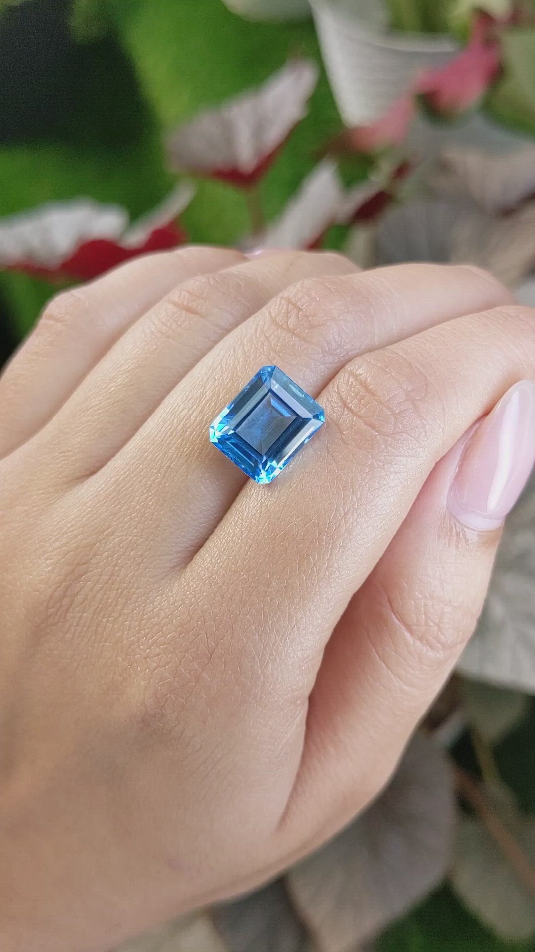 8.22 Ct. Swiss Blue Topaz from Ceylon (Sri Lanka) Size Video