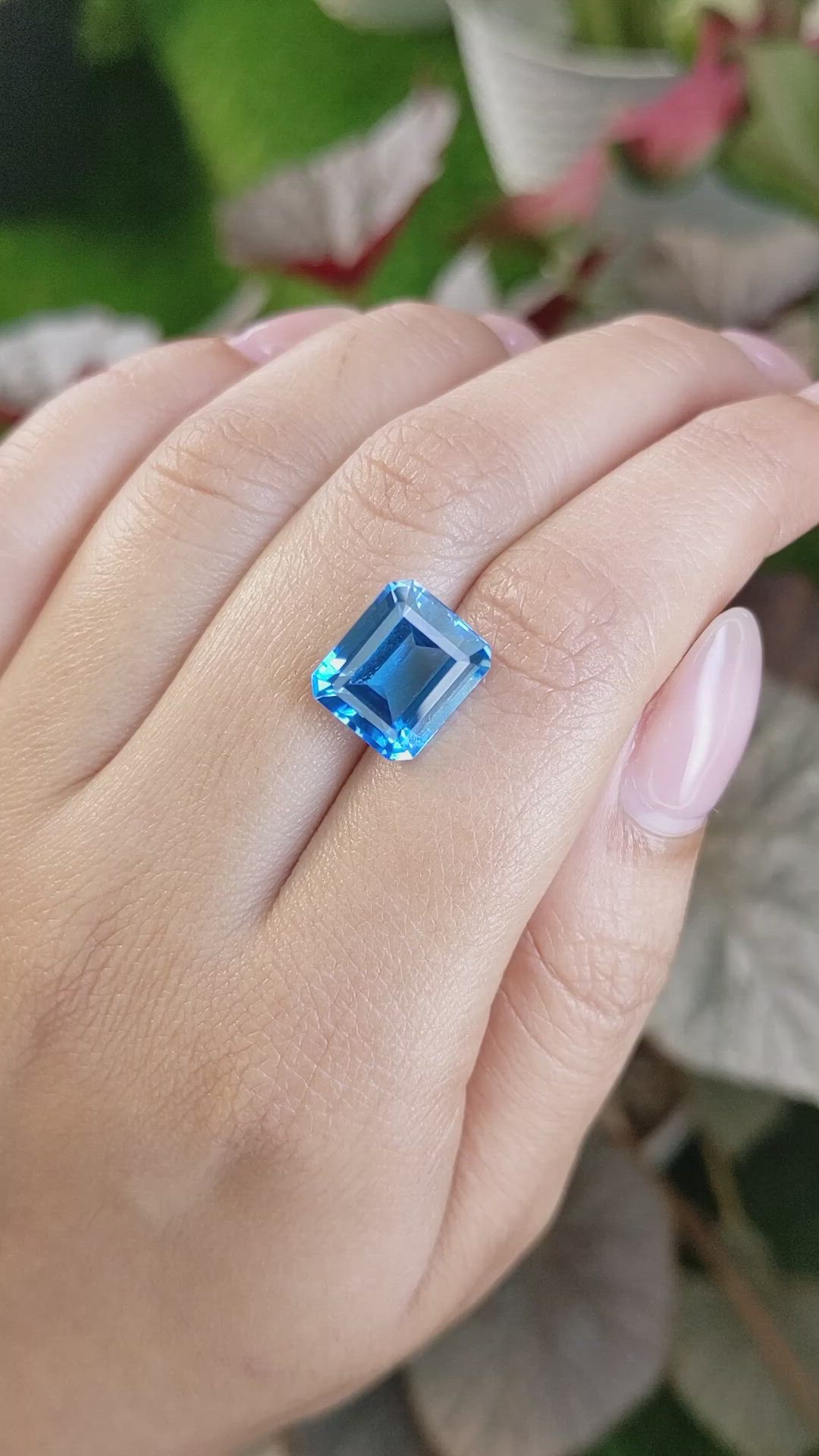 7.72 Ct. Swiss Blue Topaz from Ceylon (Sri Lanka) Size Video