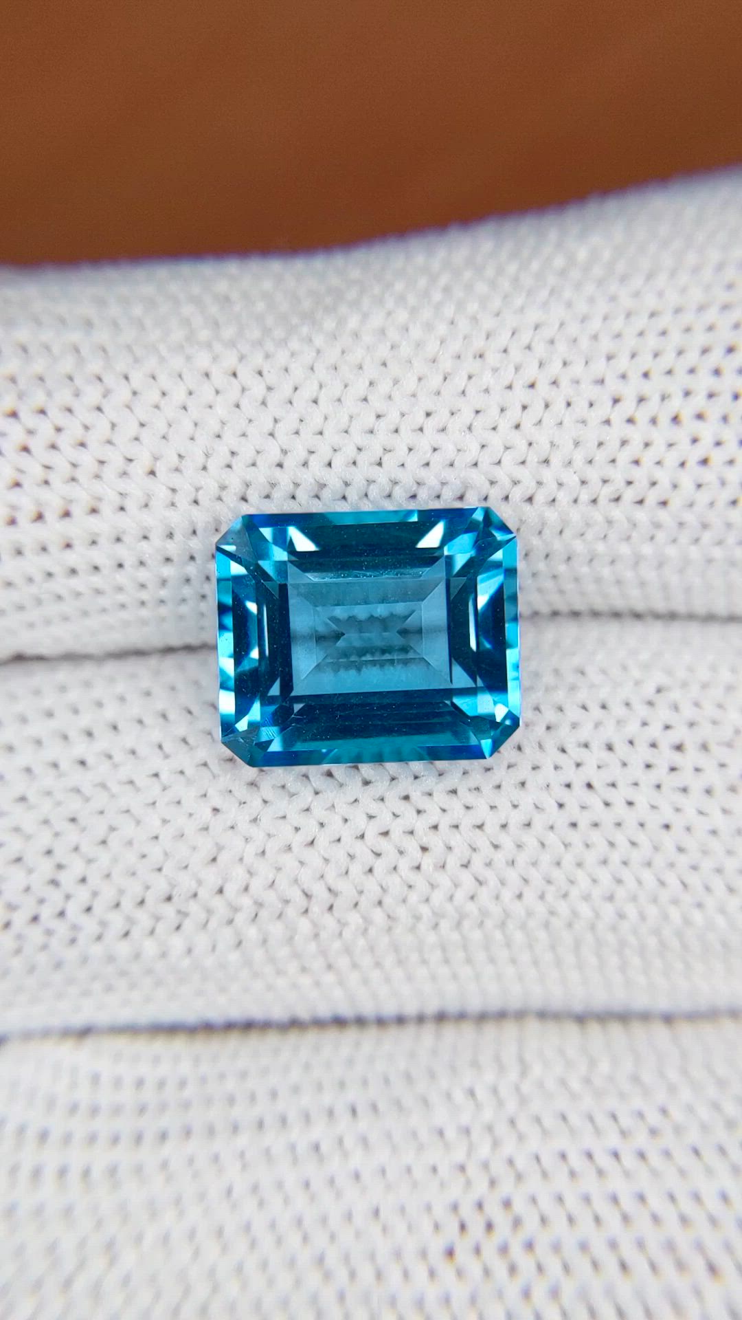 7.84 Ct. Swiss Blue Topaz from Ceylon (Sri Lanka) Size Video