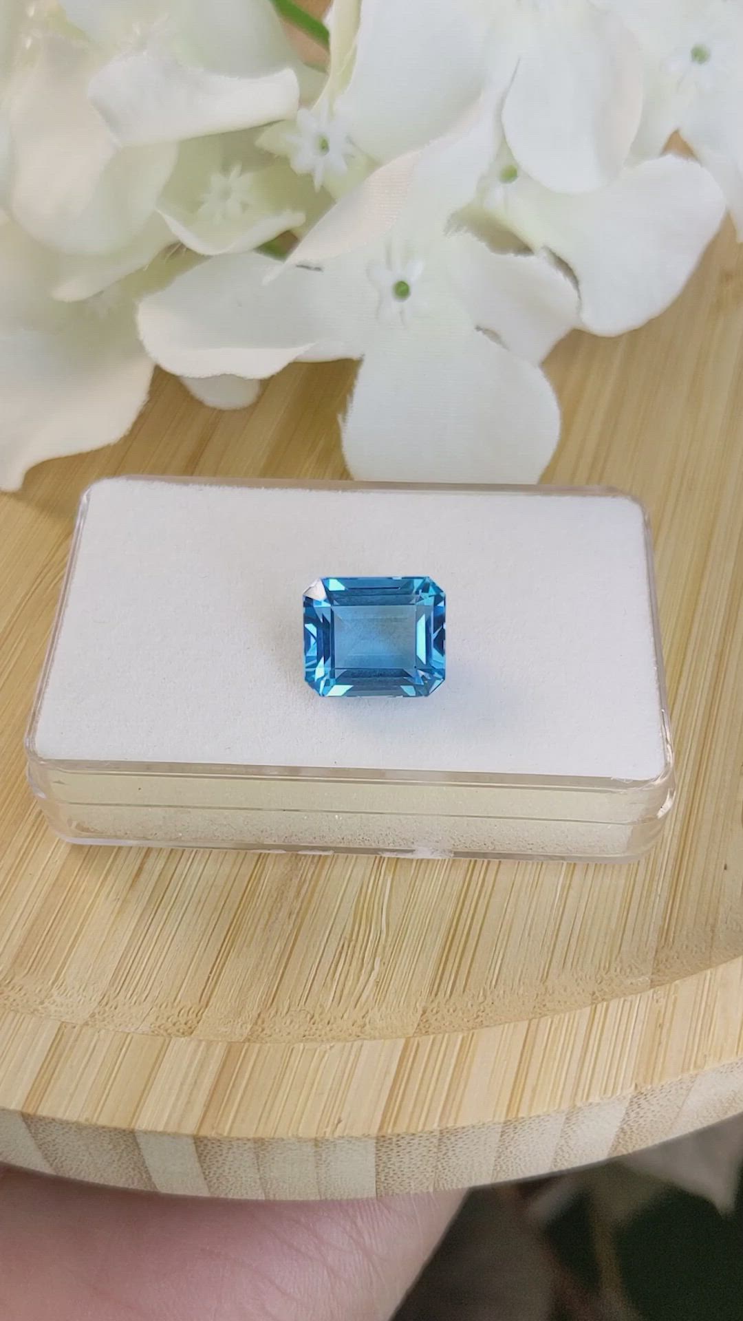8.54 Ct. Swiss Blue Topaz from Ceylon (Sri Lanka) Size Video