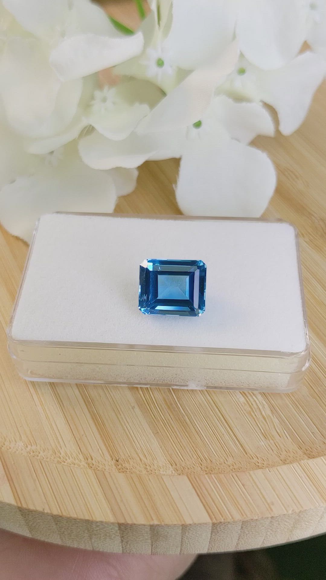 8.24 Ct. Swiss Blue Topaz from Ceylon (Sri Lanka) Size Video