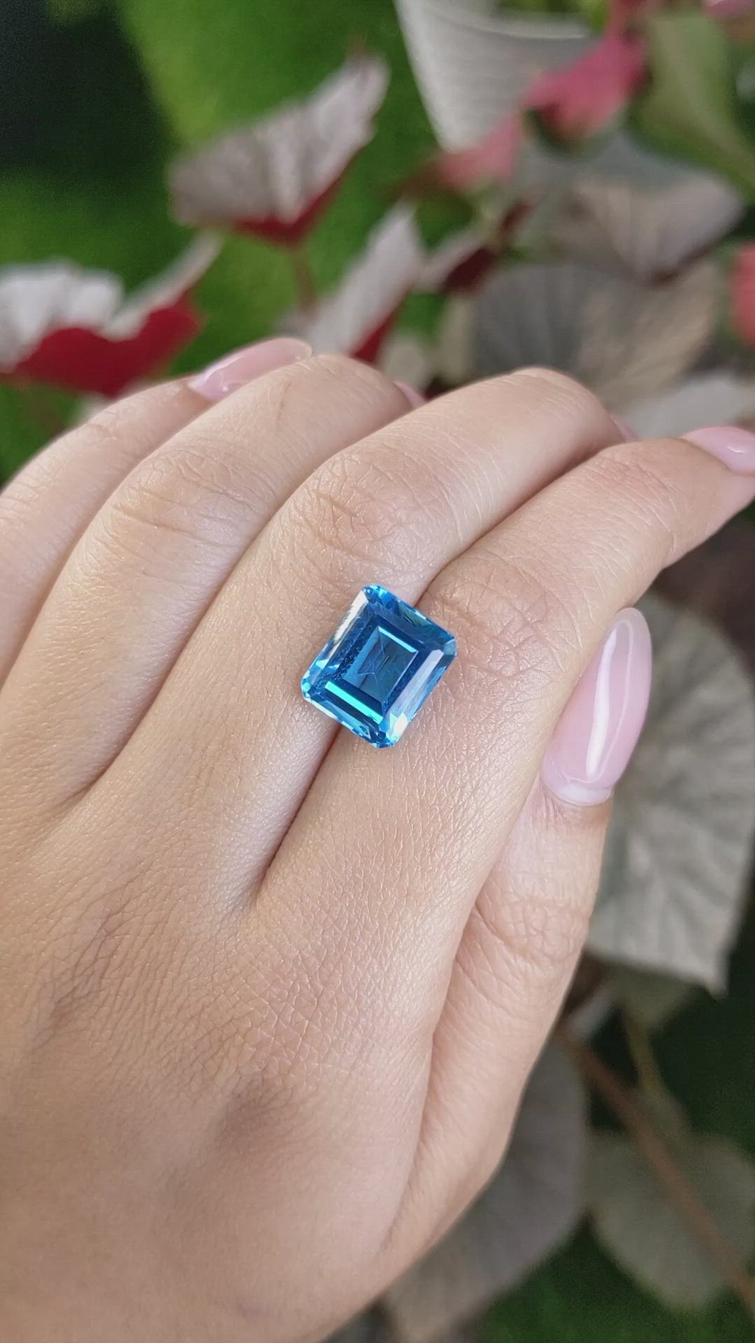 8.24 Ct. Swiss Blue Topaz from Ceylon (Sri Lanka) Size Video