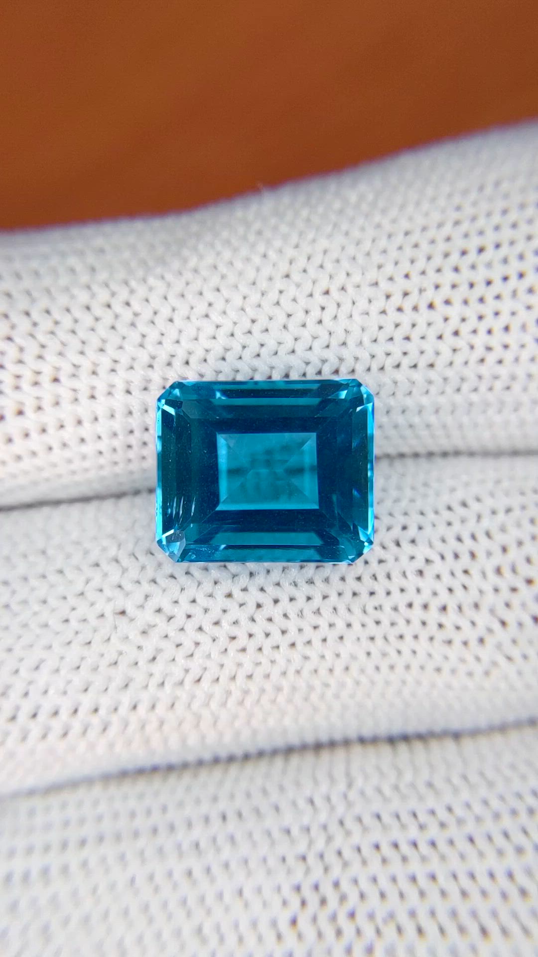 8.24 Ct. Swiss Blue Topaz from Ceylon (Sri Lanka) Size Video