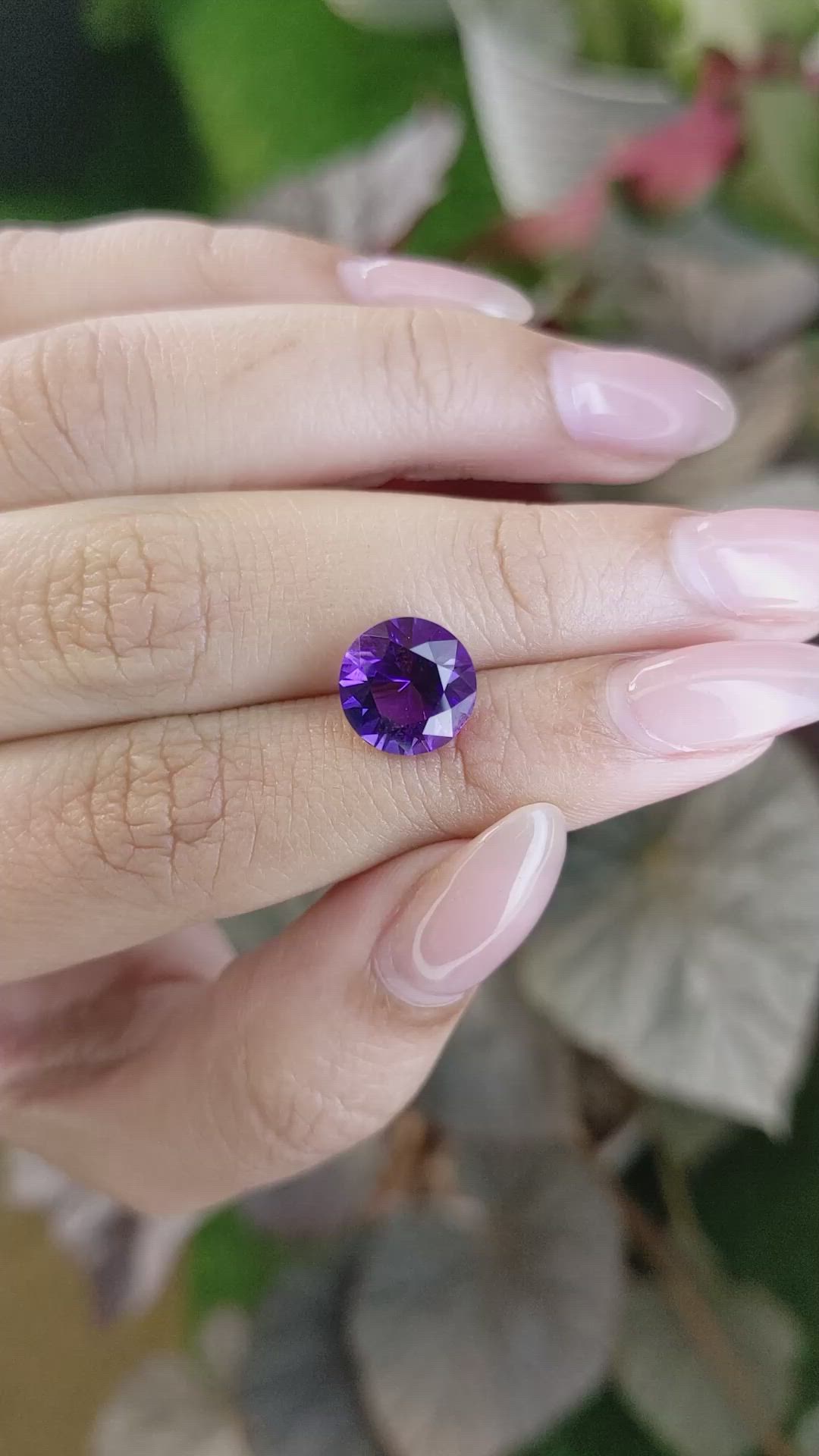 3.23 Ct. Purple Amethyst from Ceylon (Sri Lanka) Size Video