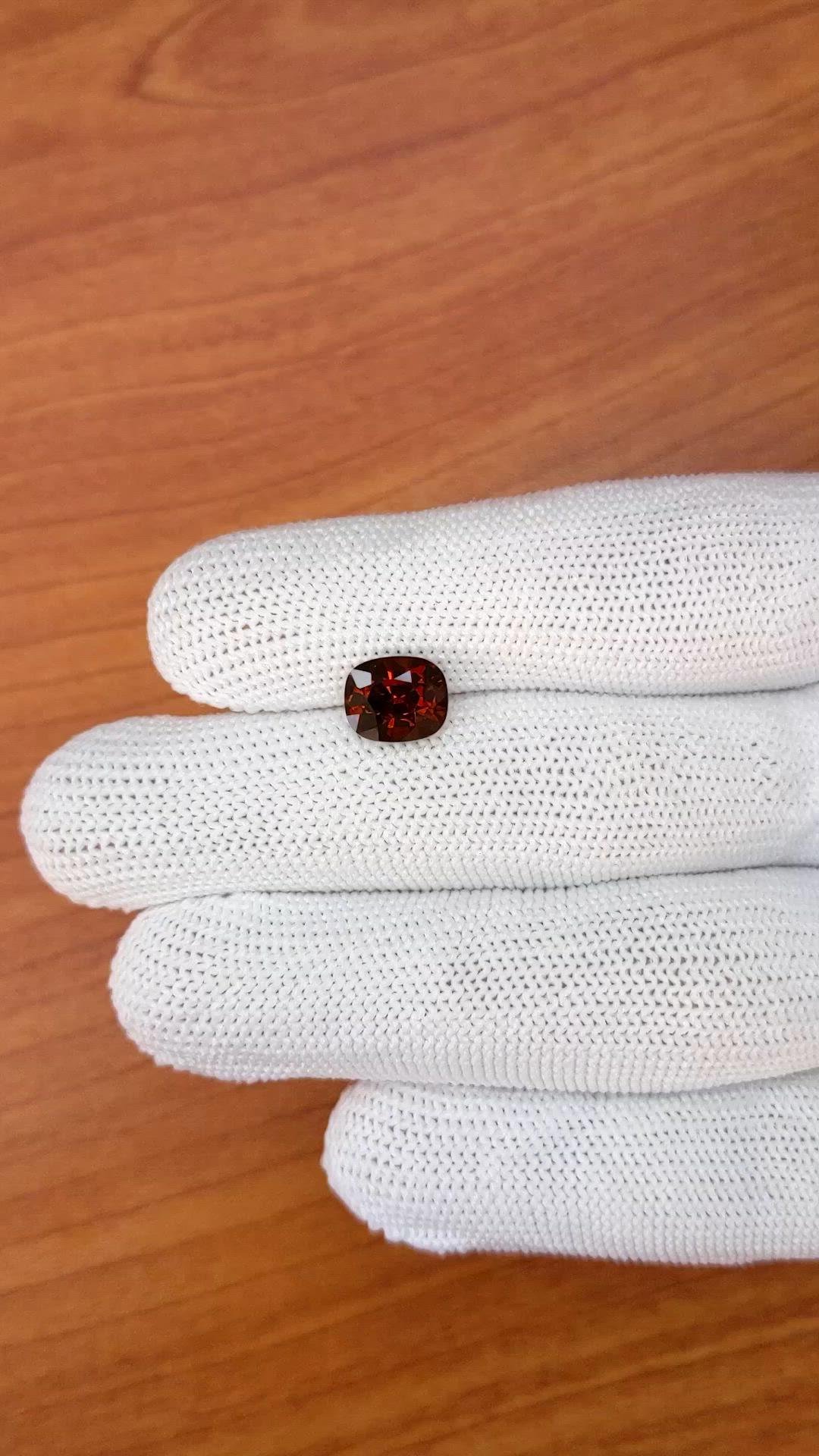 2.73 Ct. Red Garnet from Ceylon (Sri Lanka) Size Video