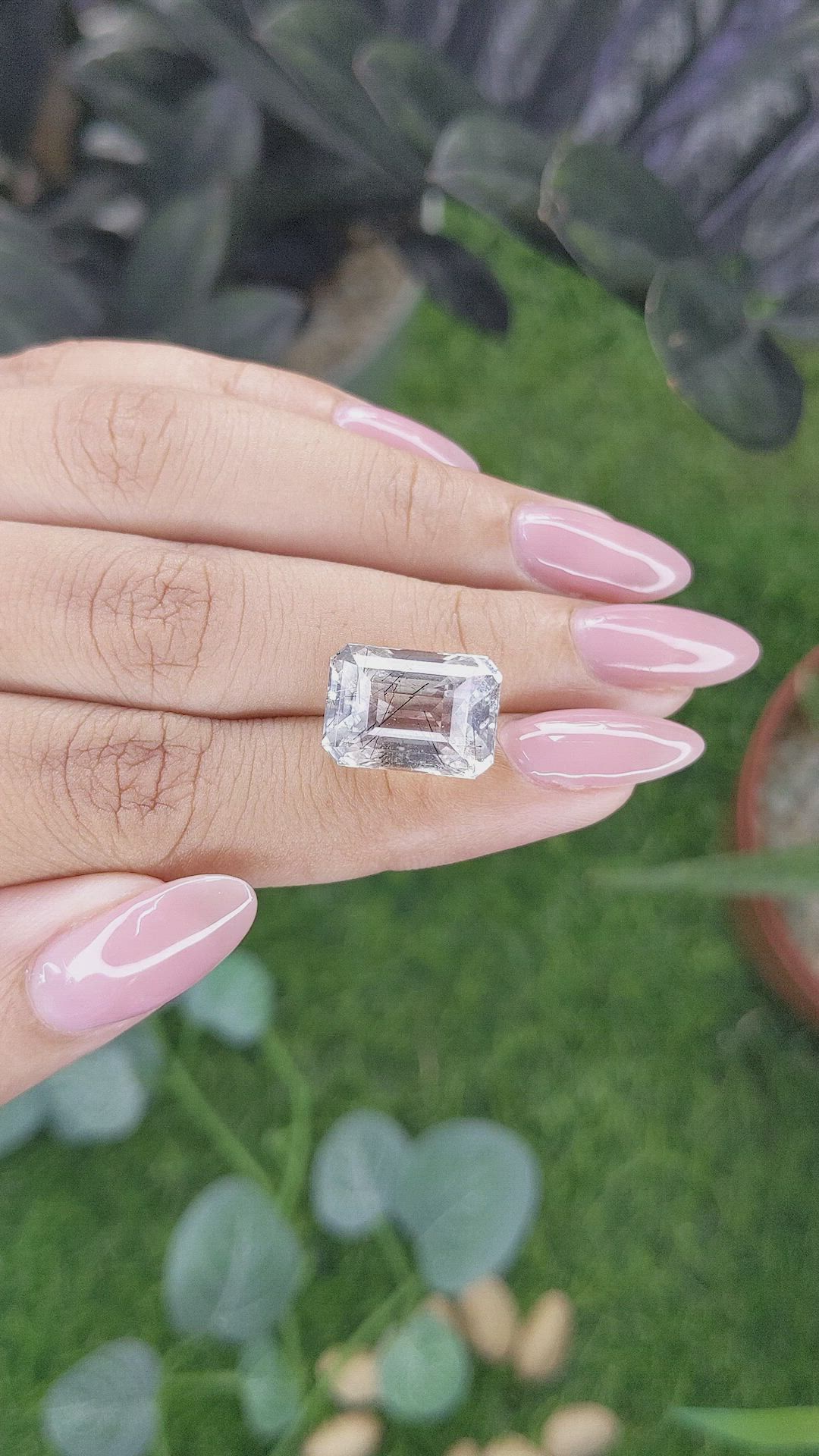 13.45 Ct. White Topaz from Ceylon (Sri Lanka) Size Video