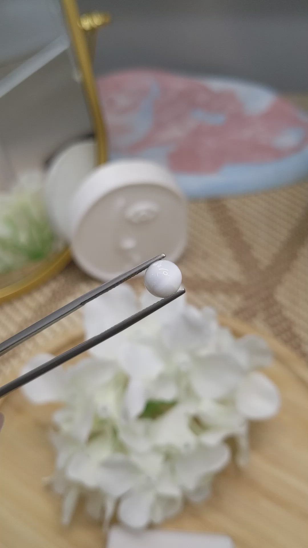 1.68 Ct. White Cabochon Moonstone from Ceylon (Sri Lanka) Size Video