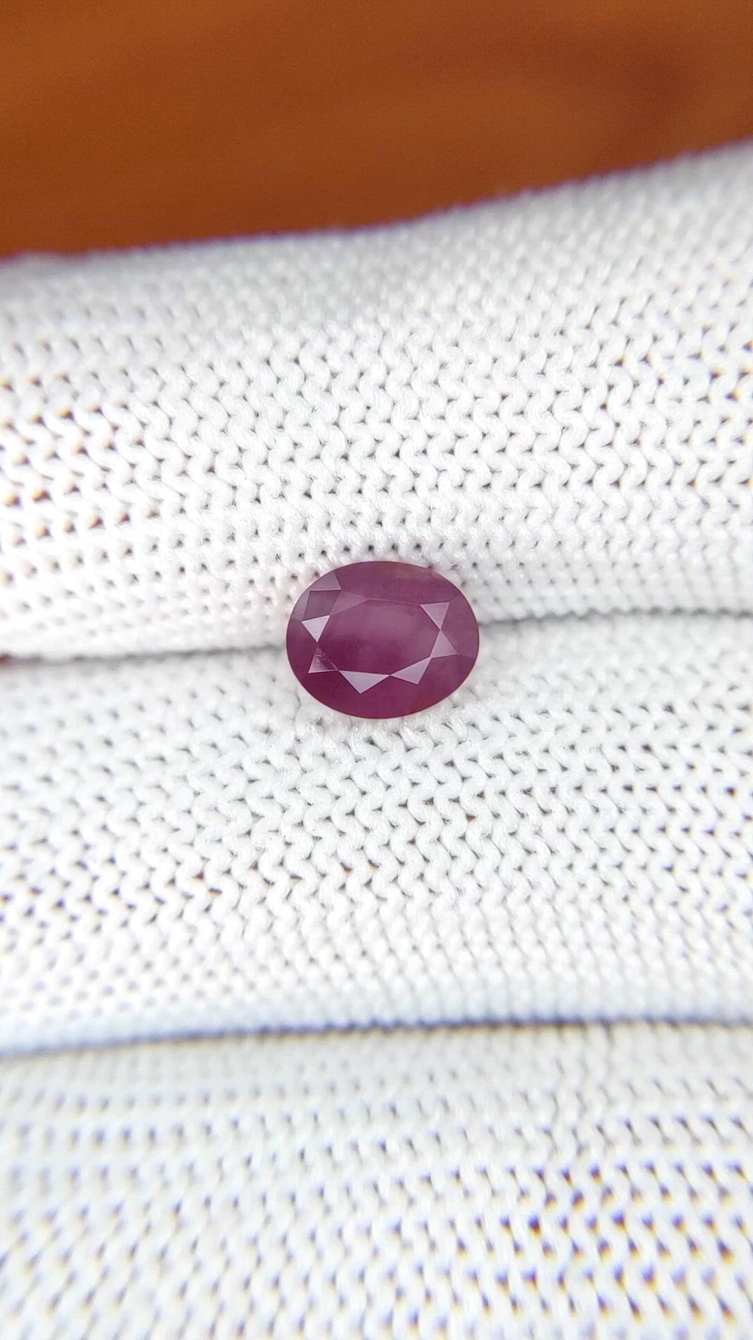 1.41 Ct. Purplish Pink Spinel from Ceylon (Sri Lanka) Size Video