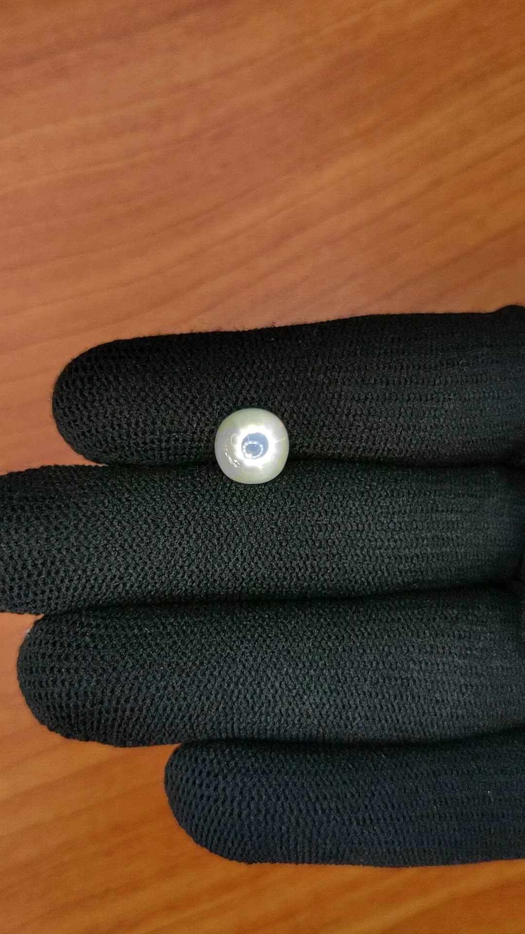 2.62 Ct. Blue Flash Cabochon Moonstone from Ceylon (Sri Lanka) Size Video