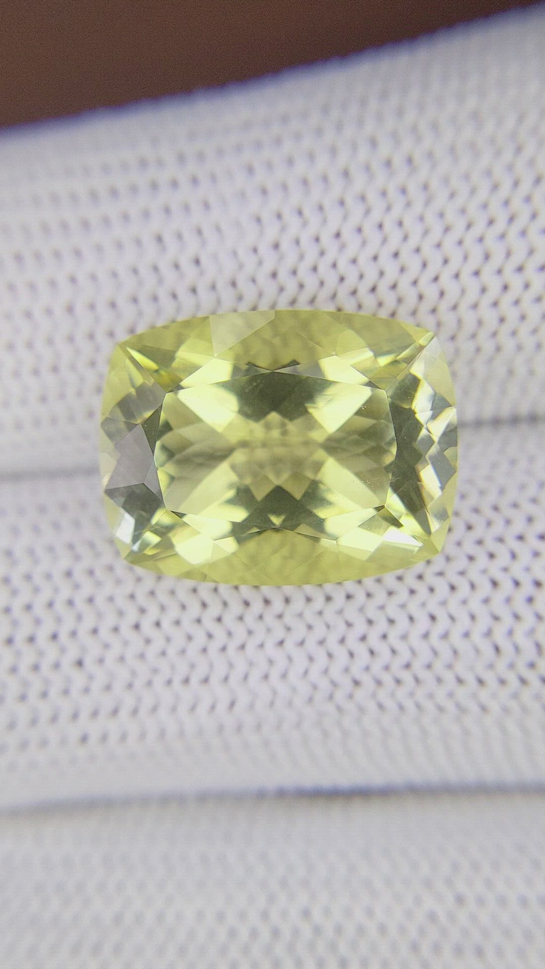 10.59 Ct. Yellow Quartz Size Video