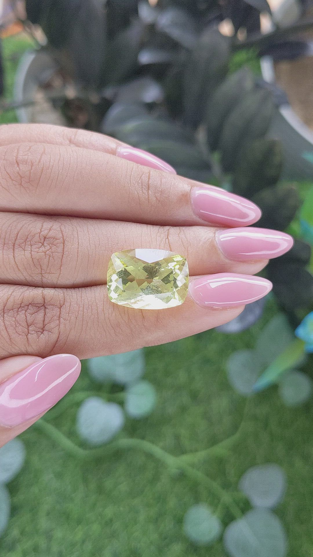 10.05 Ct. Lemon Quartz Size Video