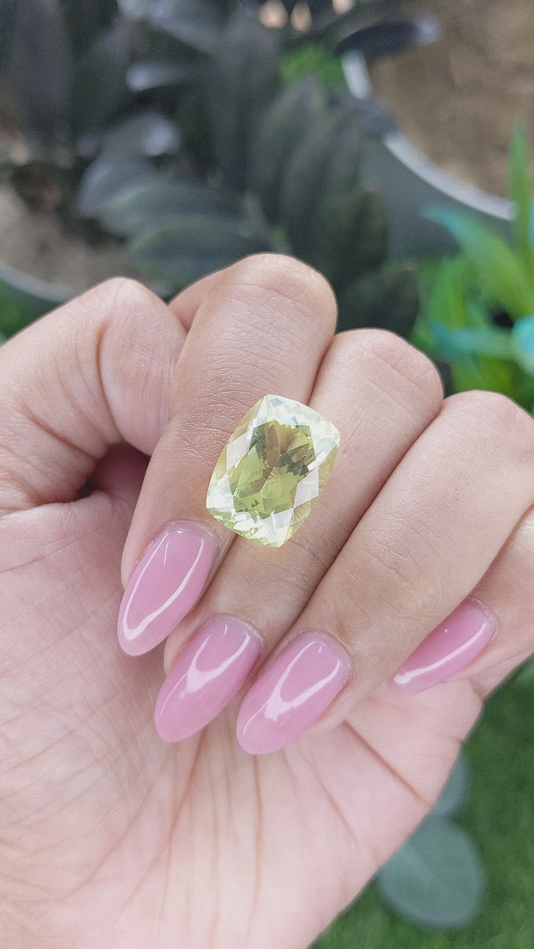 10.05 Ct. Lemon Quartz Size Video