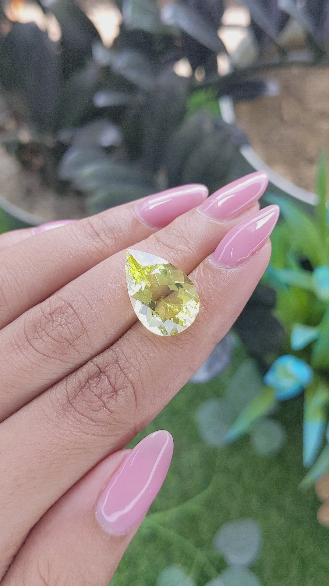 8.20 Ct. Lemon Quartz Size Video