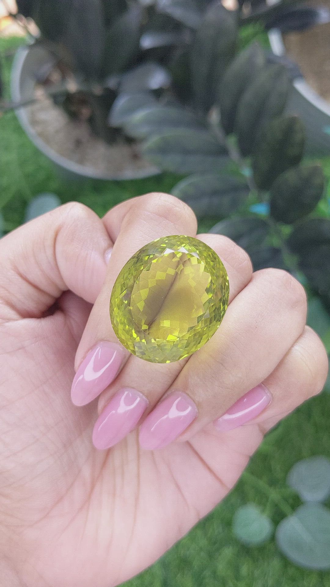 73.92 Ct. Lemon Quartz Size Video