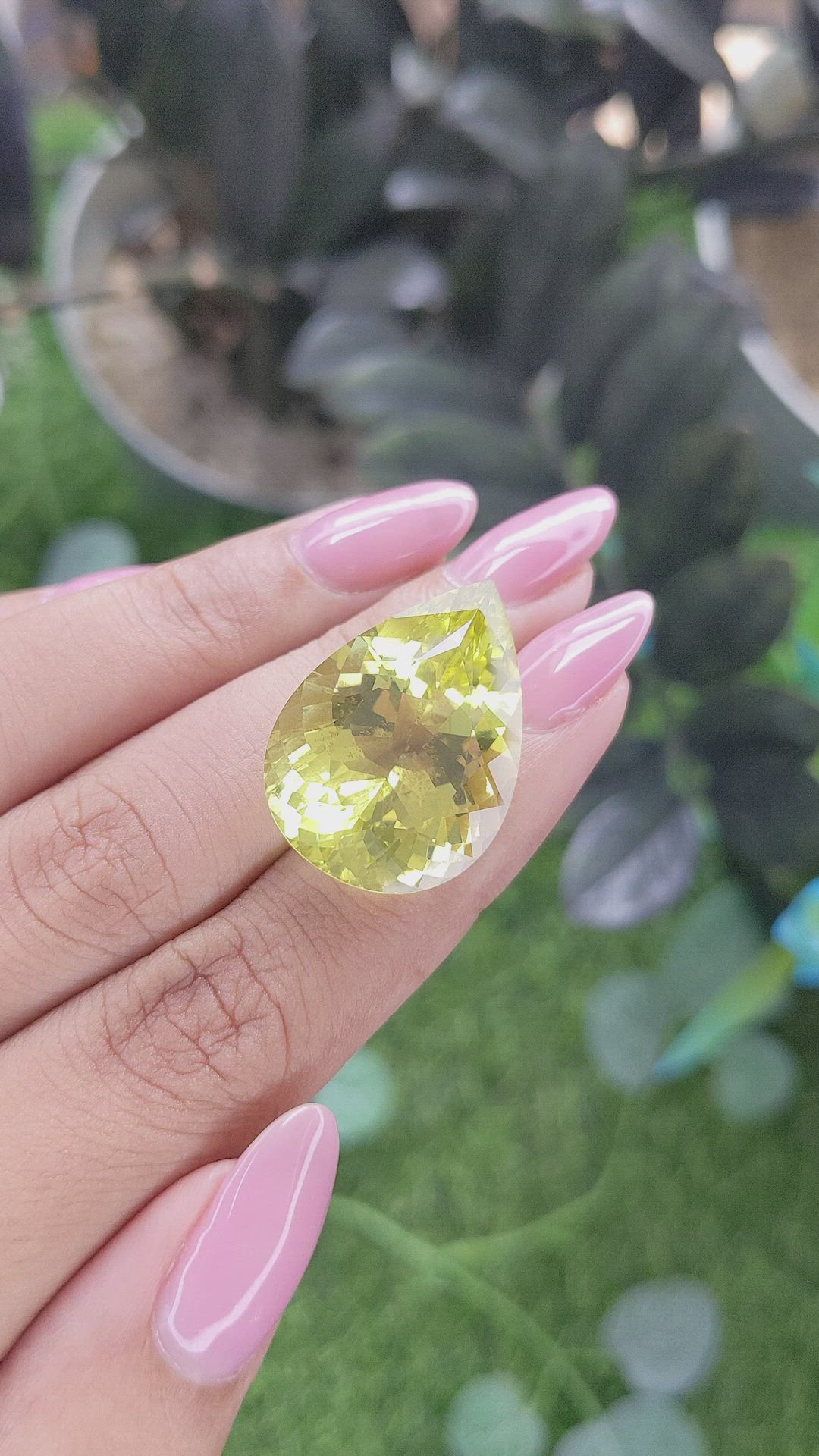 26.48 Ct. Lemon Quartz from Madagascar Size Video