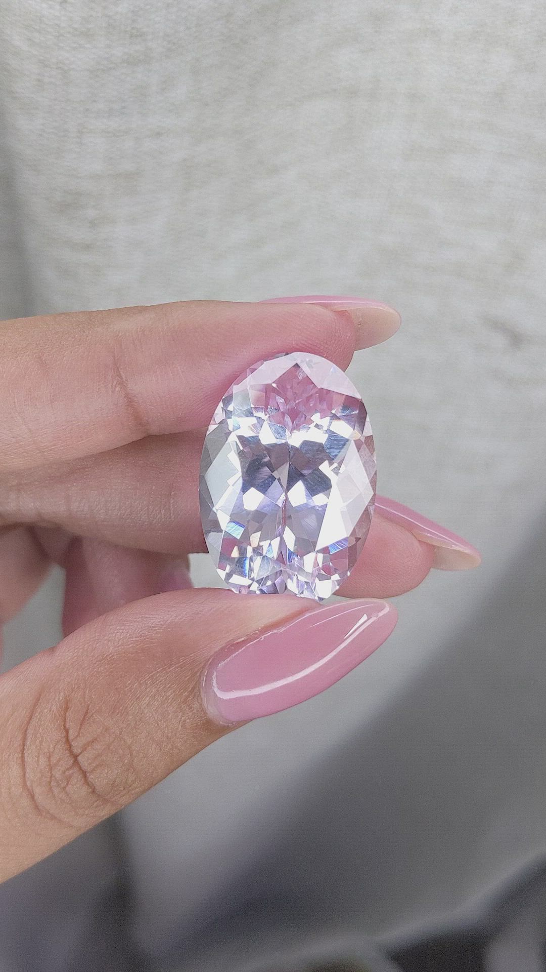 36.98 Ct. Pinkish Purple Kunzite from Afghanistan Size Video