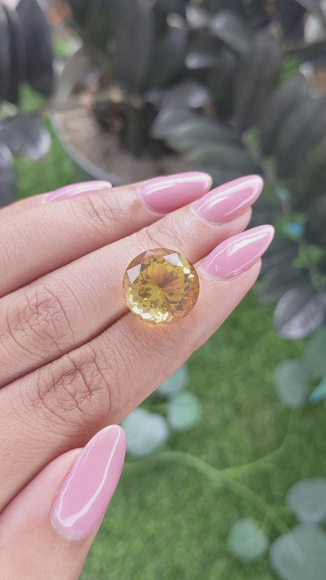 10.67 Ct. Yellowish Brown Citrine Size Video
