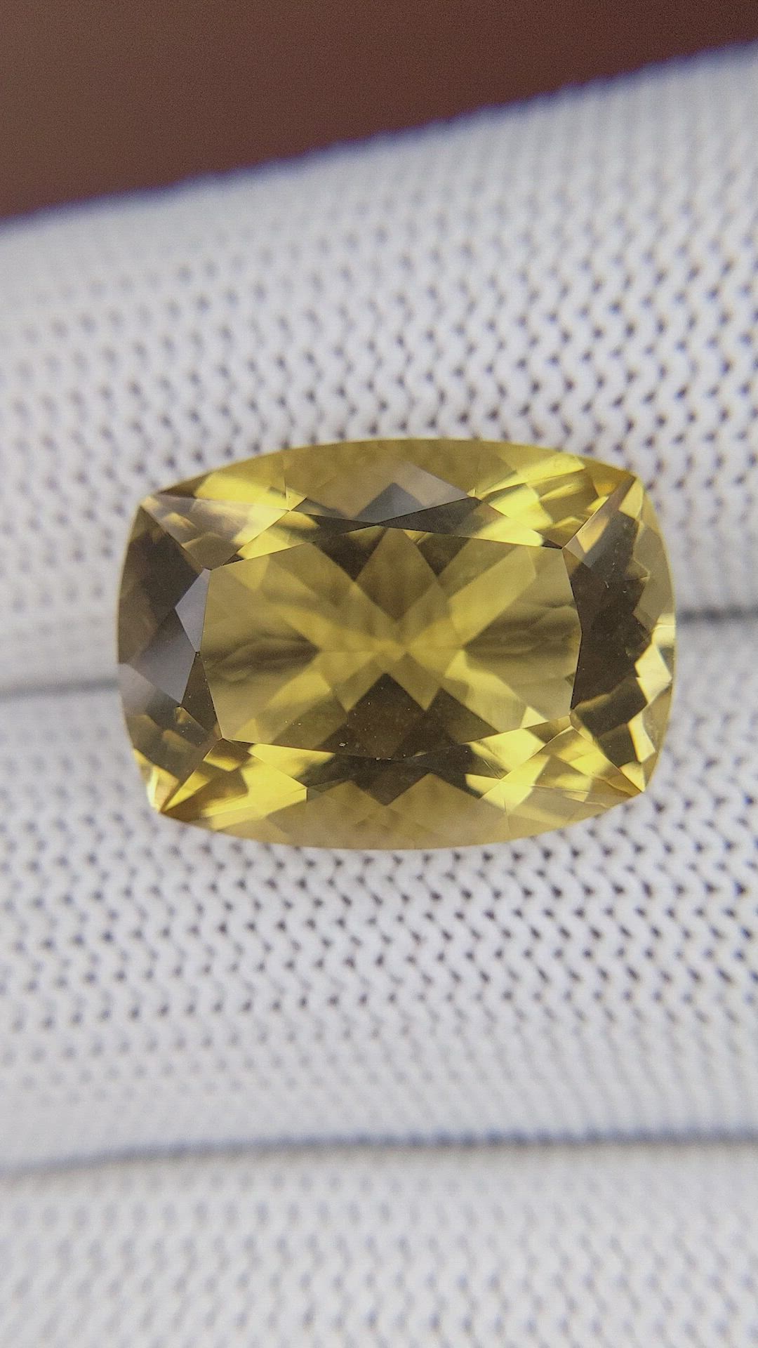 12.91 Ct. Yellowish Brown Citrine Size Video