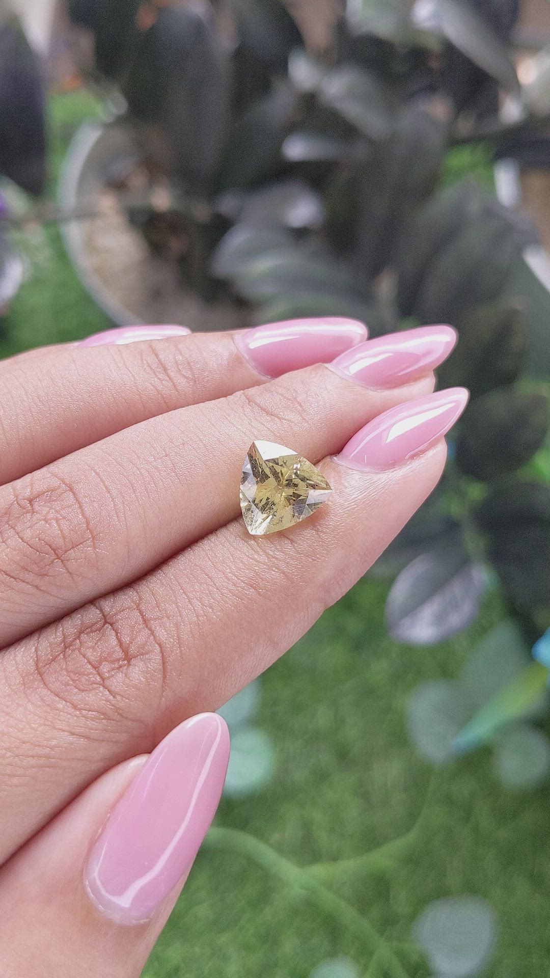 2.65 Ct. Yellow Quartz Size Video