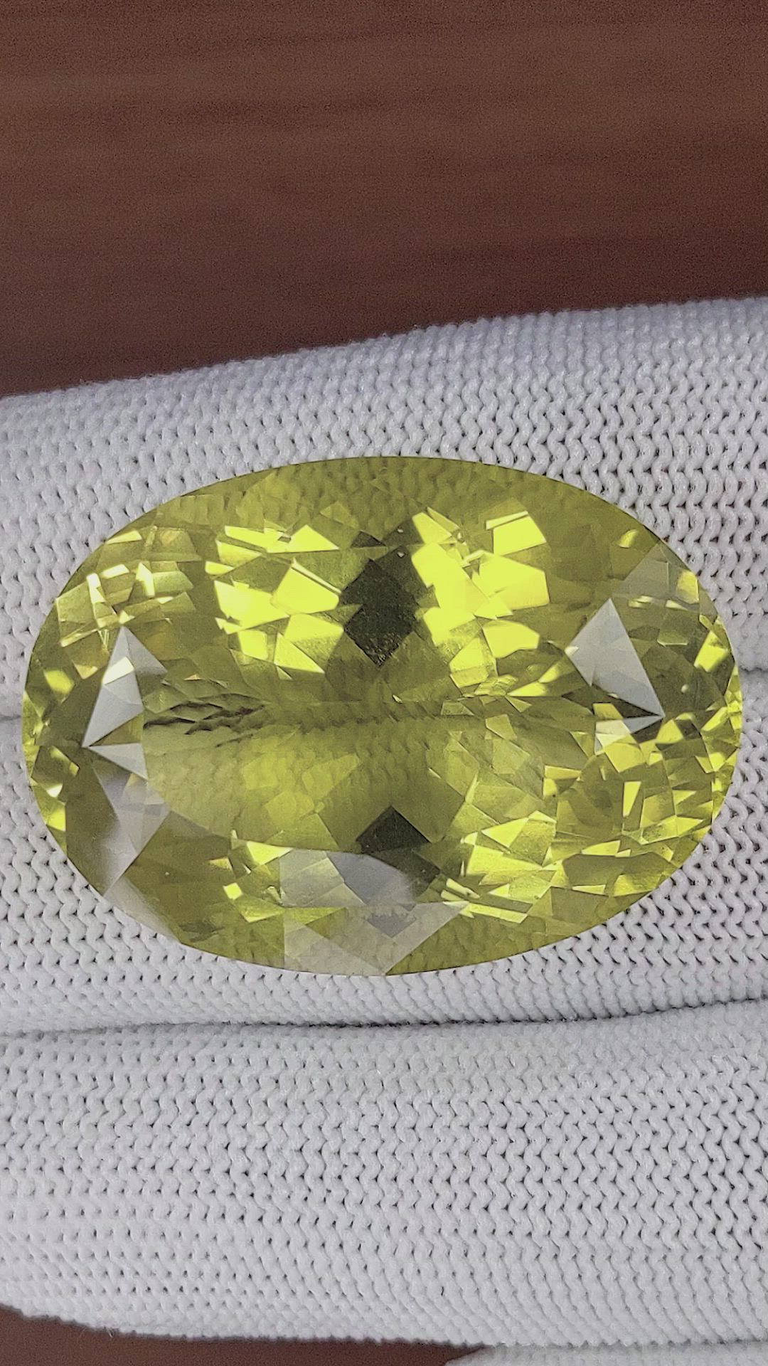 82.19 Ct. Lemon Quartz Size Video