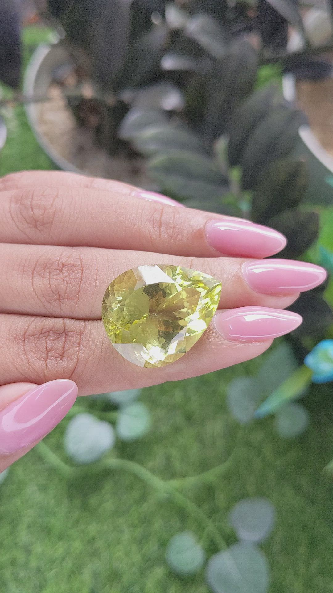 28.14 Ct. Yellowish Green Citrine Size Video