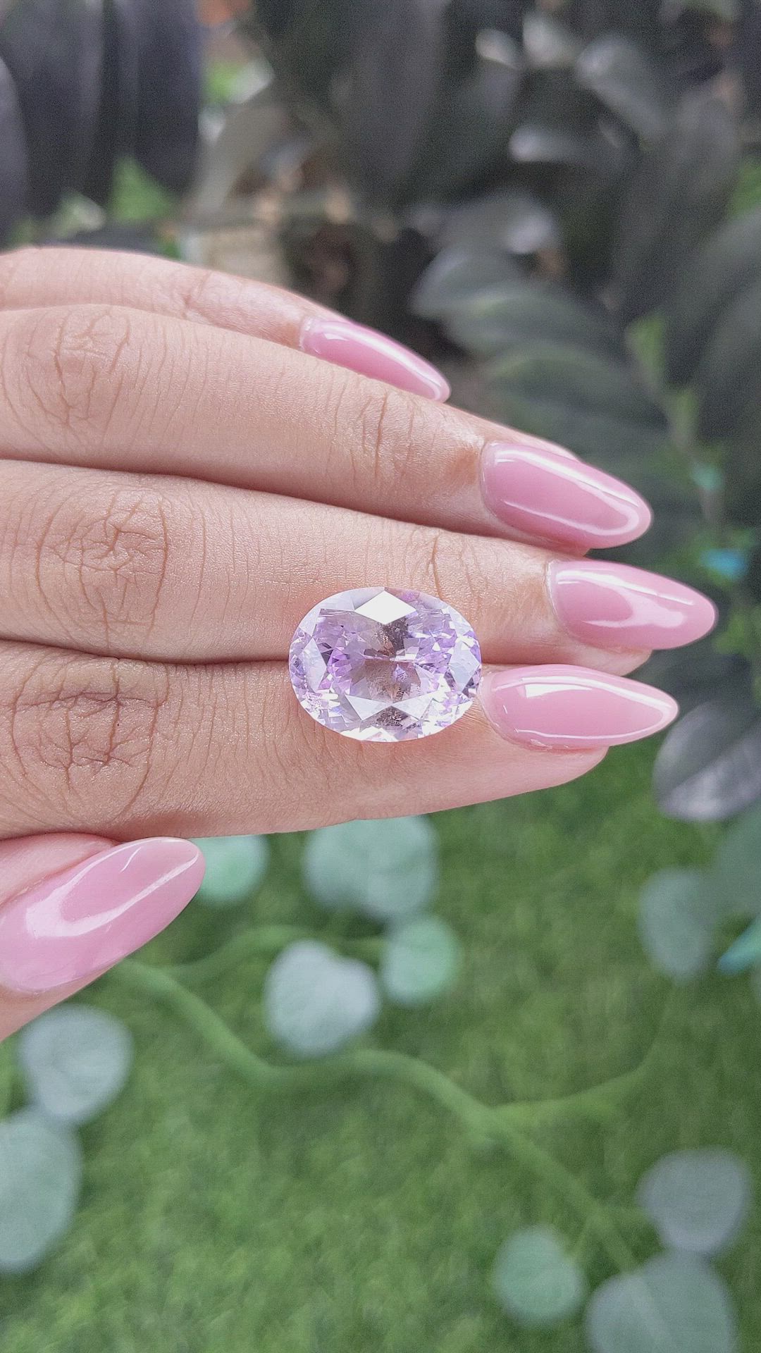 11.26 Ct. Pinkish Purple Kunzite from Afghanistan Size Video