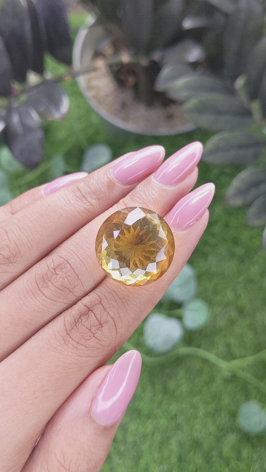 28.93 Ct. Yellow Citrine from Mexico Size Video