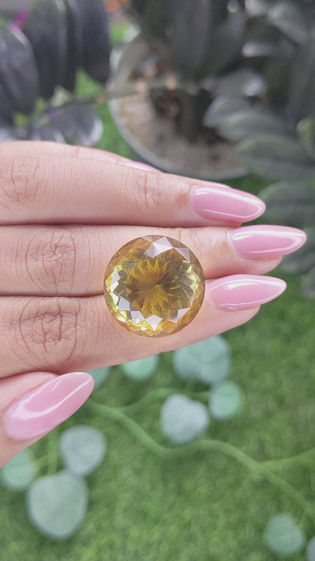 28.93 Ct. Yellow Citrine from Mexico Size Video