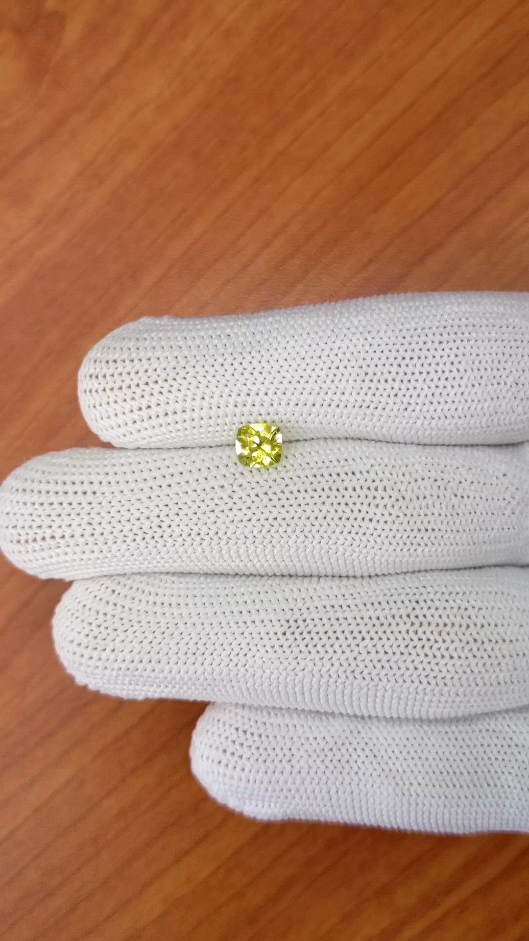 0.67 Ct. Yellowish Green Chrysoberyl from Ceylon (Sri Lanka) Size Video
