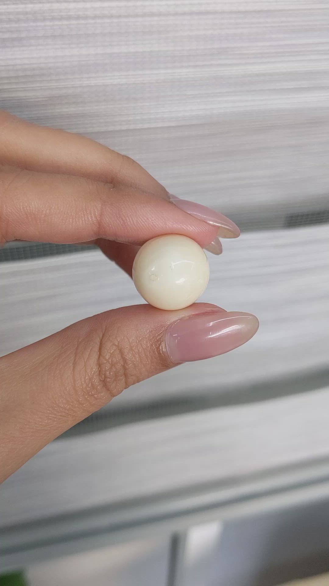 18.39 Ct. Salmon and White Cabochon Coral from Italy Size Video