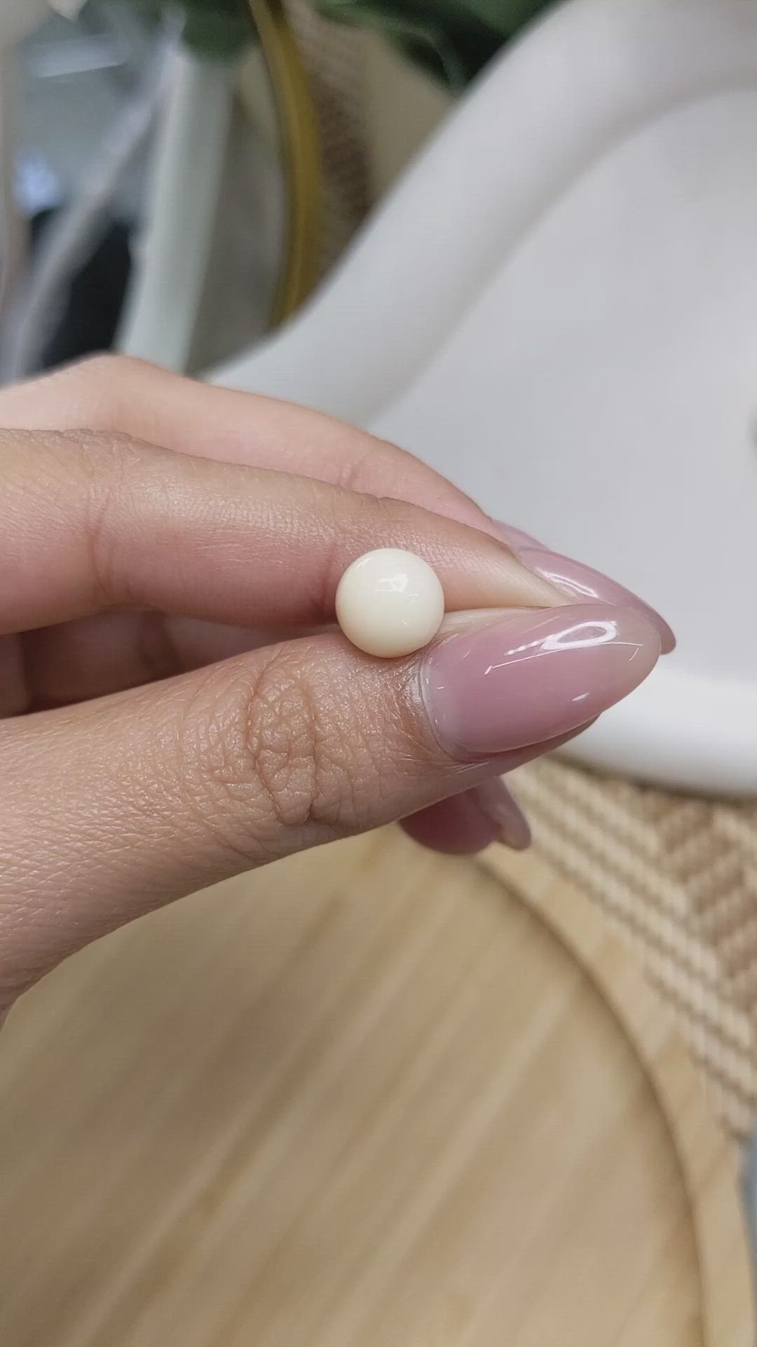 2.64 Ct. Salmon and White Cabochon Coral from Italy Size Video
