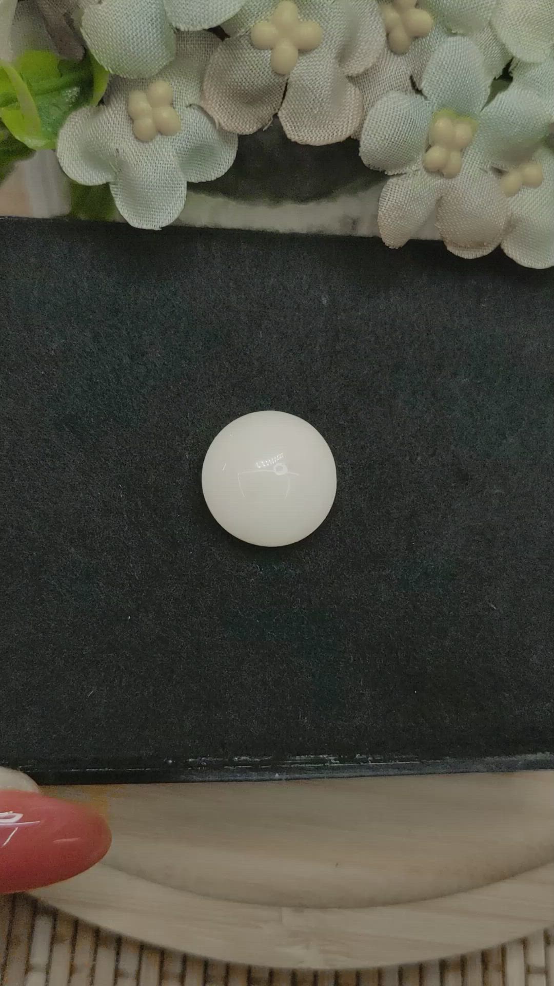 18.70 Ct. Salmon and White Cabochon Coral from Italy Size Video