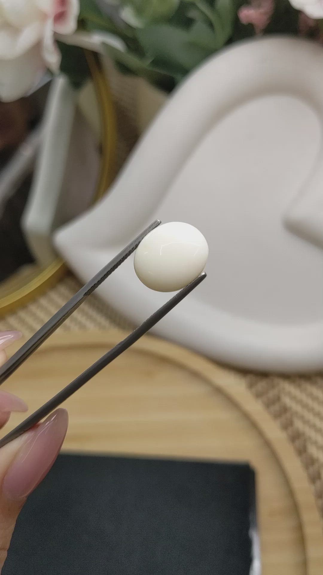 6.06 Ct. Salmon and White Cabochon Coral from Italy Size Video