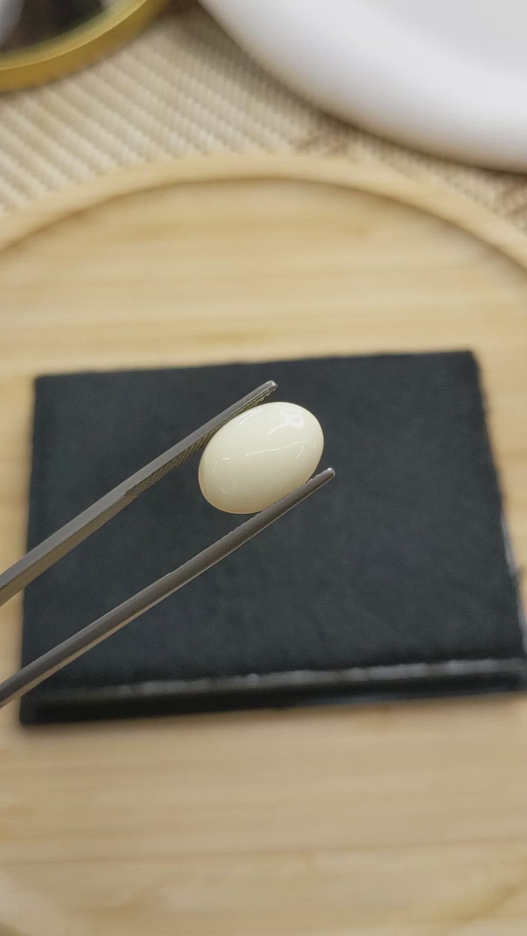4.69 Ct. Salmon and White Cabochon Coral from Italy Size Video