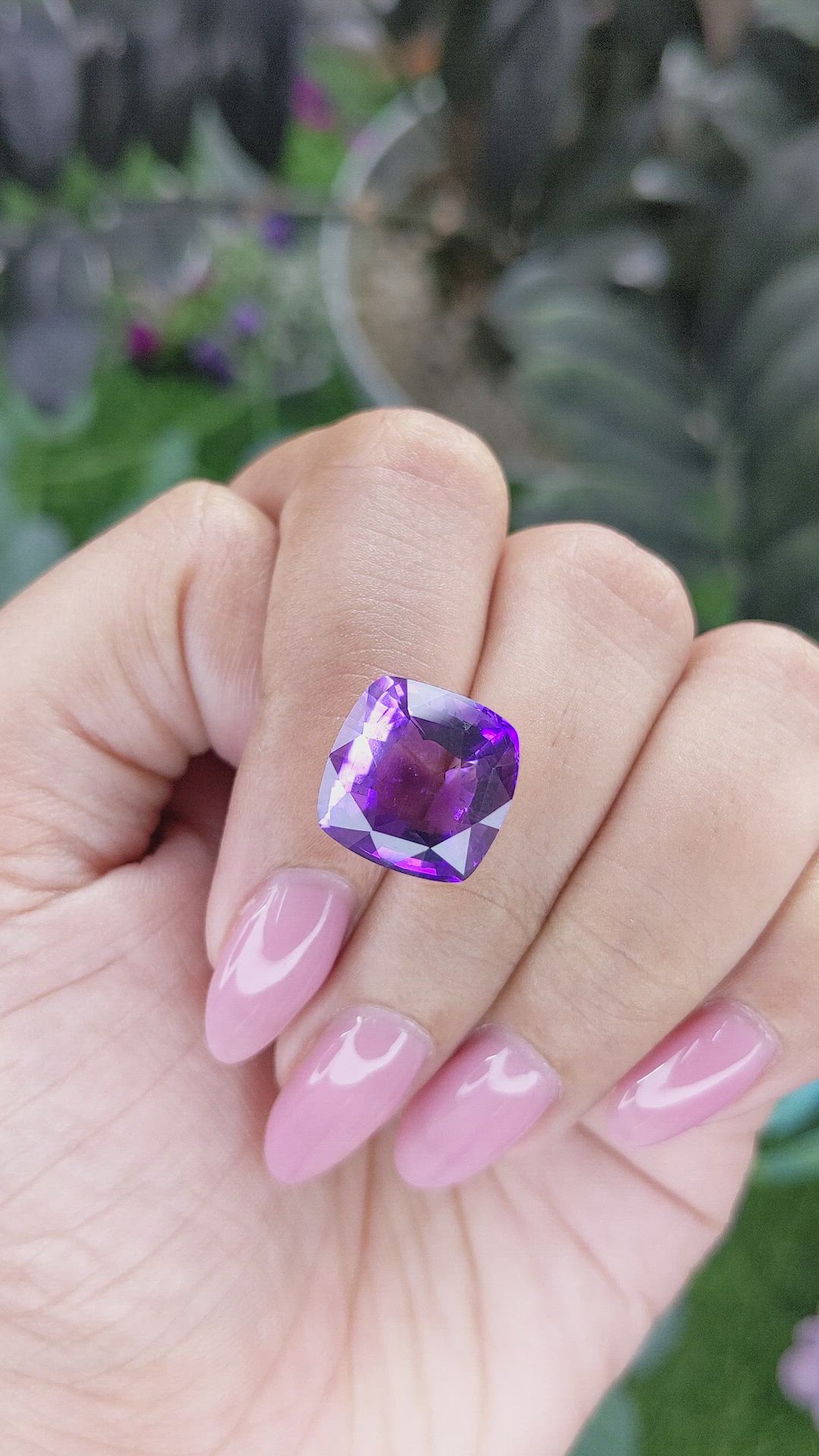 8.52 Ct. Purple Amethyst from Ceylon (Sri Lanka) Size Video