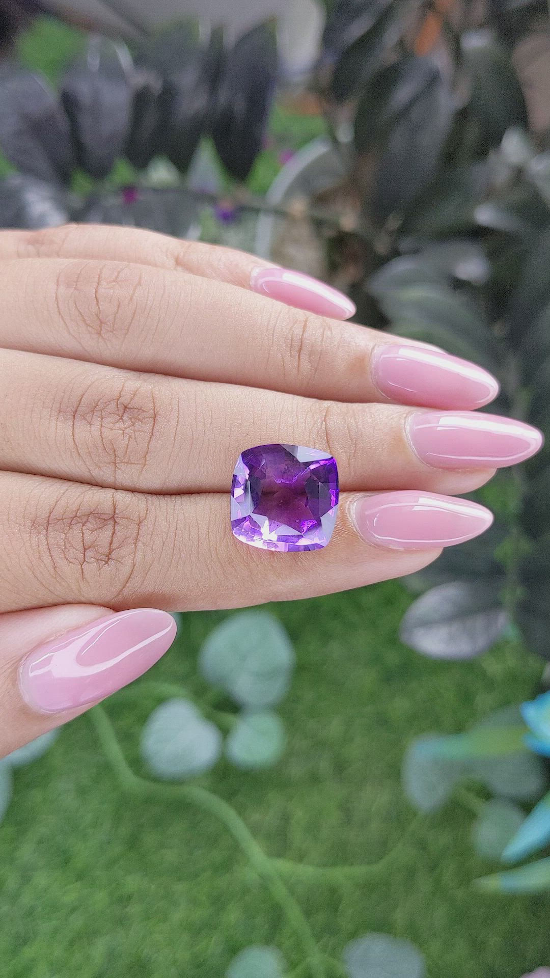8.52 Ct. Purple Amethyst from Ceylon (Sri Lanka) Size Video