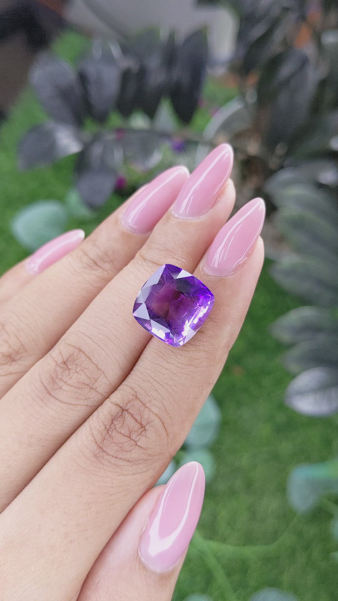 8.52 Ct. Purple Amethyst from Ceylon (Sri Lanka) Size Video