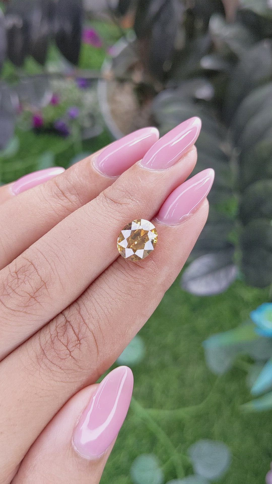 4.27 Ct. Yellowish Brown Zircon from Ceylon (Sri Lanka) Size Video