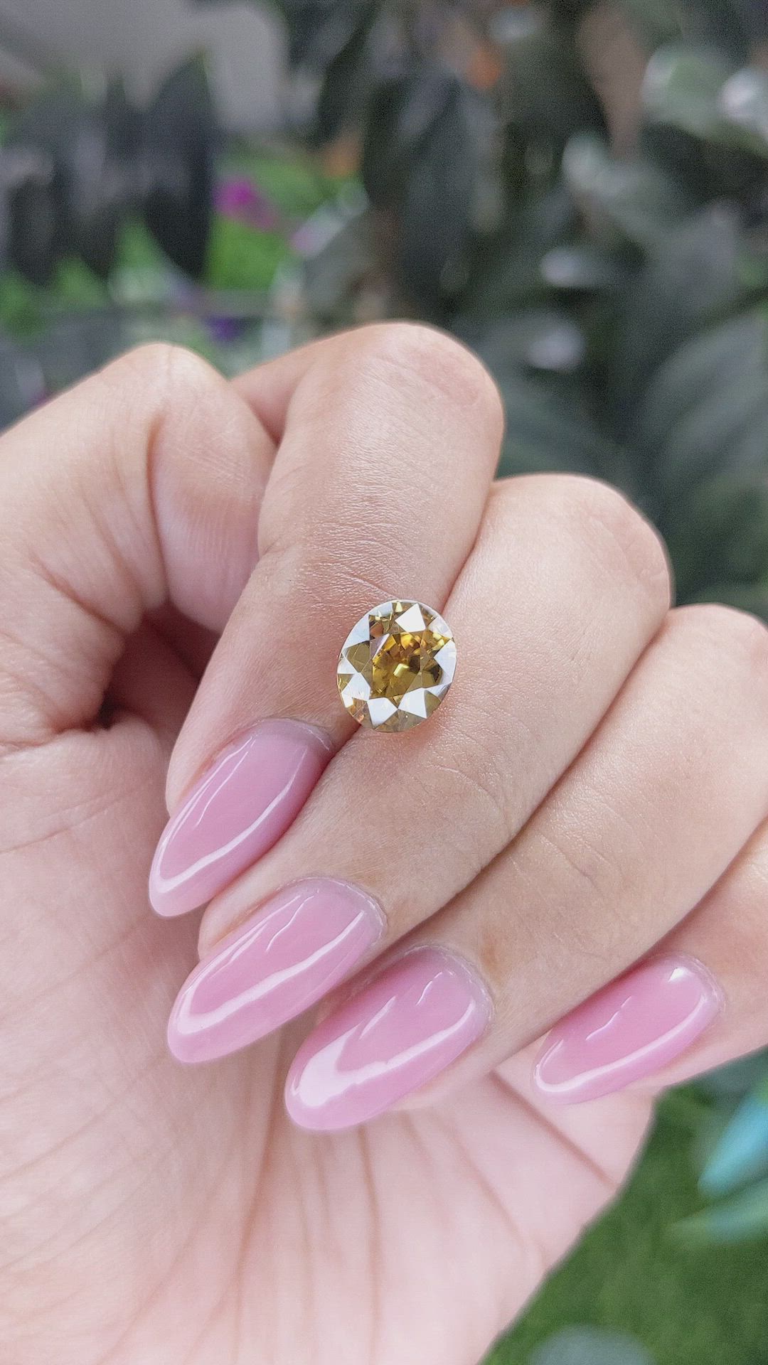 4.27 Ct. Yellowish Brown Zircon from Ceylon (Sri Lanka) Size Video