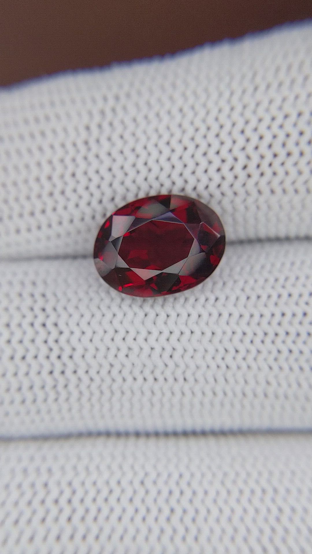 5.20 Ct. Red Rhodolite Garnet from Ceylon (Sri Lanka) Size Video