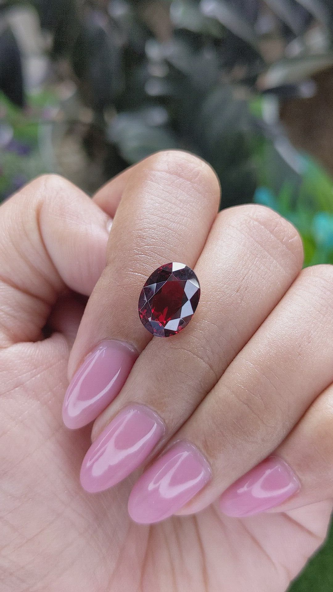 5.20 Ct. Red Rhodolite Garnet from Ceylon (Sri Lanka) Size Video